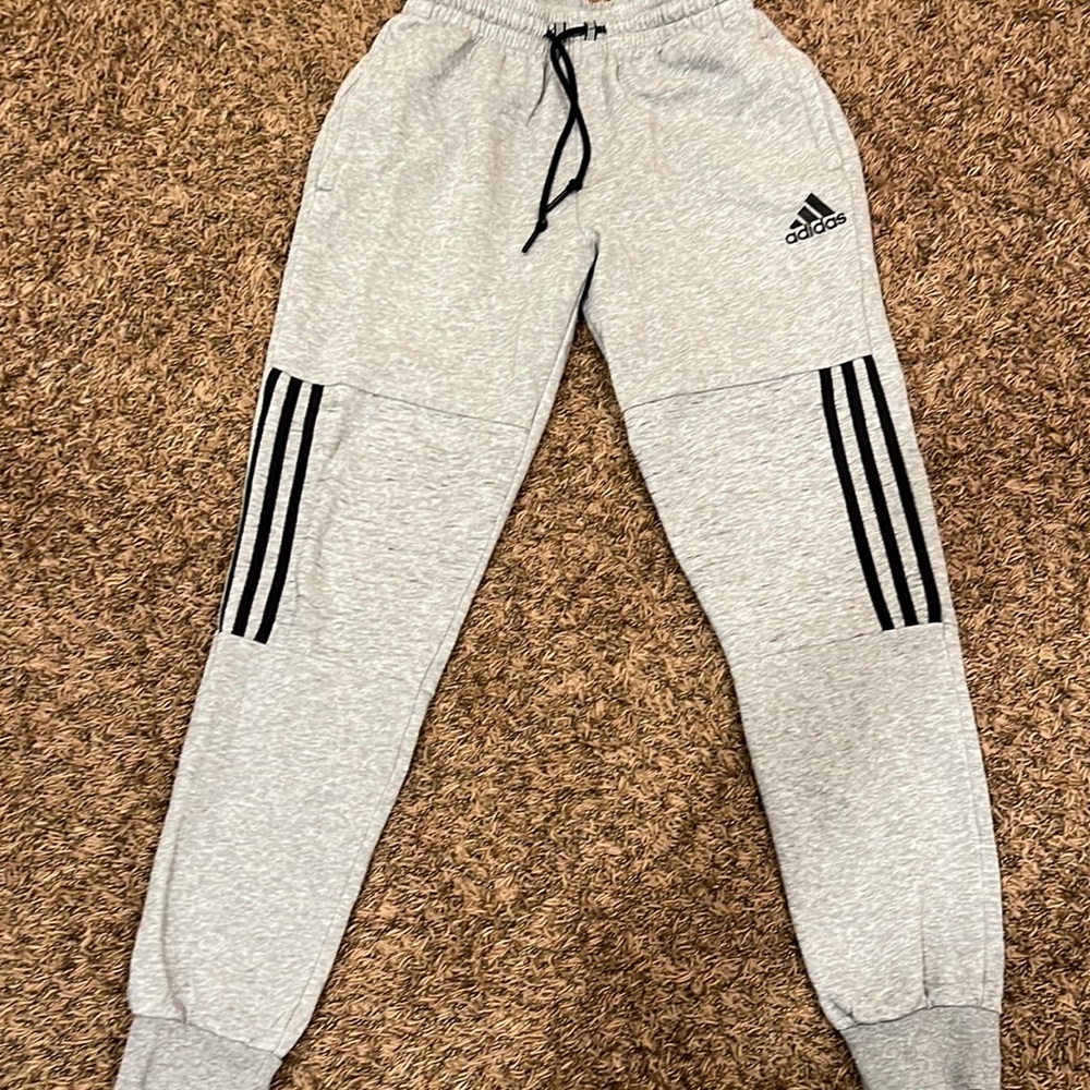 Men’s Adidas joggers!  Size Small!  Like new!